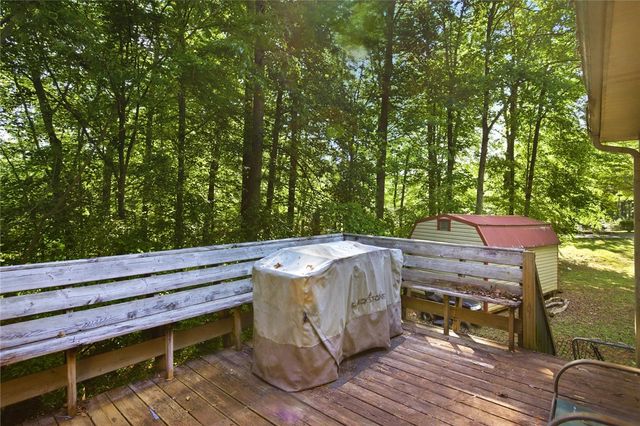 858 Robinhood Drive, Walhalla, SC 29691
