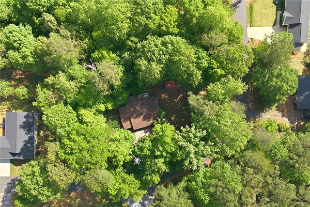 858 Robinhood Drive, Walhalla, SC 29691