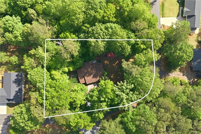 858 Robinhood Drive, Walhalla, SC 29691