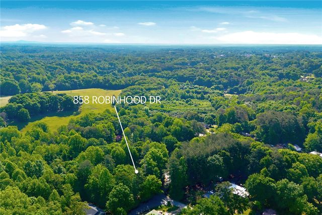 858 Robinhood Drive, Walhalla, SC 29691