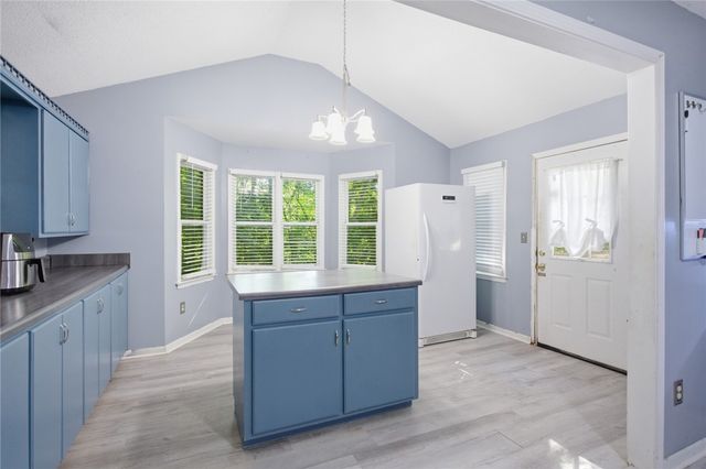 858 Robinhood Drive, Walhalla, SC 29691