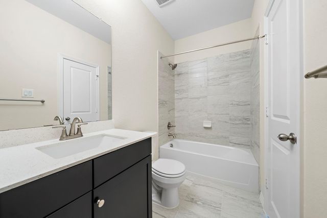 9806 Oakwood Trail, Missouri City, TX 77459
