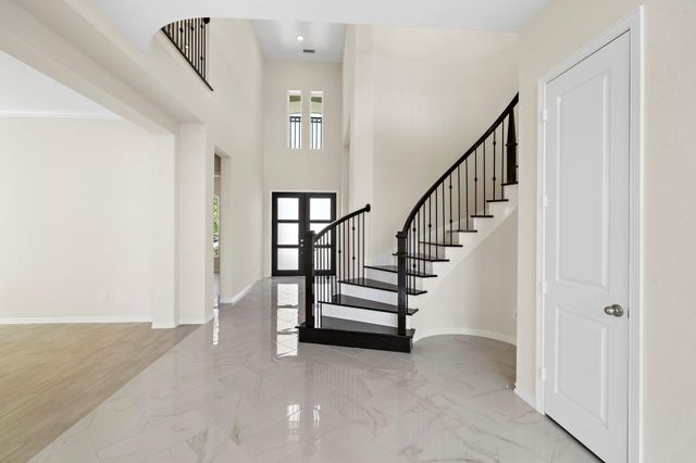 9806 Oakwood Trail, Missouri City, TX 77459