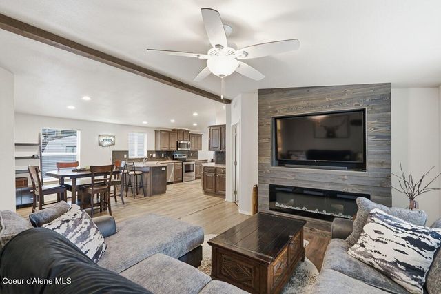 3521 N PJ LN, Coeur D'alene, ID 83815