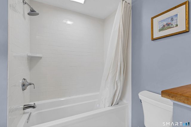 31 Woodlawn Avenue, Madison, CT 06443