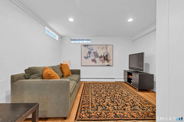 31 Woodlawn Avenue, Madison, CT 06443