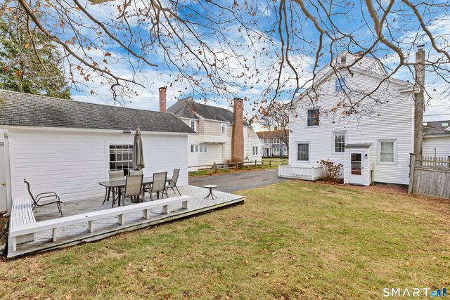 31 Woodlawn Avenue, Madison, CT 06443