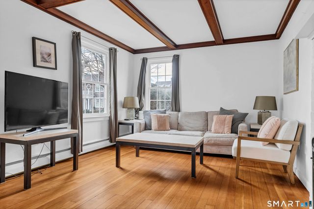 31 Woodlawn Avenue, Madison, CT 06443