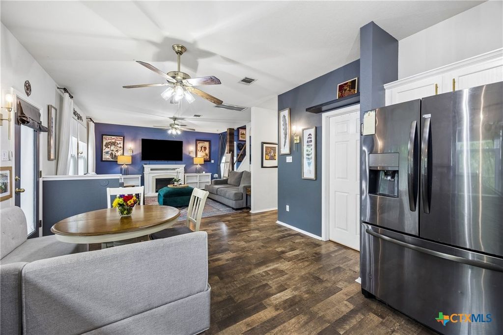 Image 13 of property listing at 614 Paso Fino Trail, Cedar Park, TX 78613