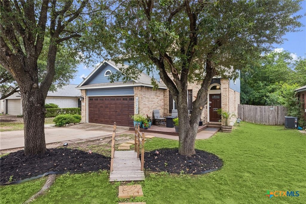 Image 2 of property listing at 614 Paso Fino Trail, Cedar Park, TX 78613