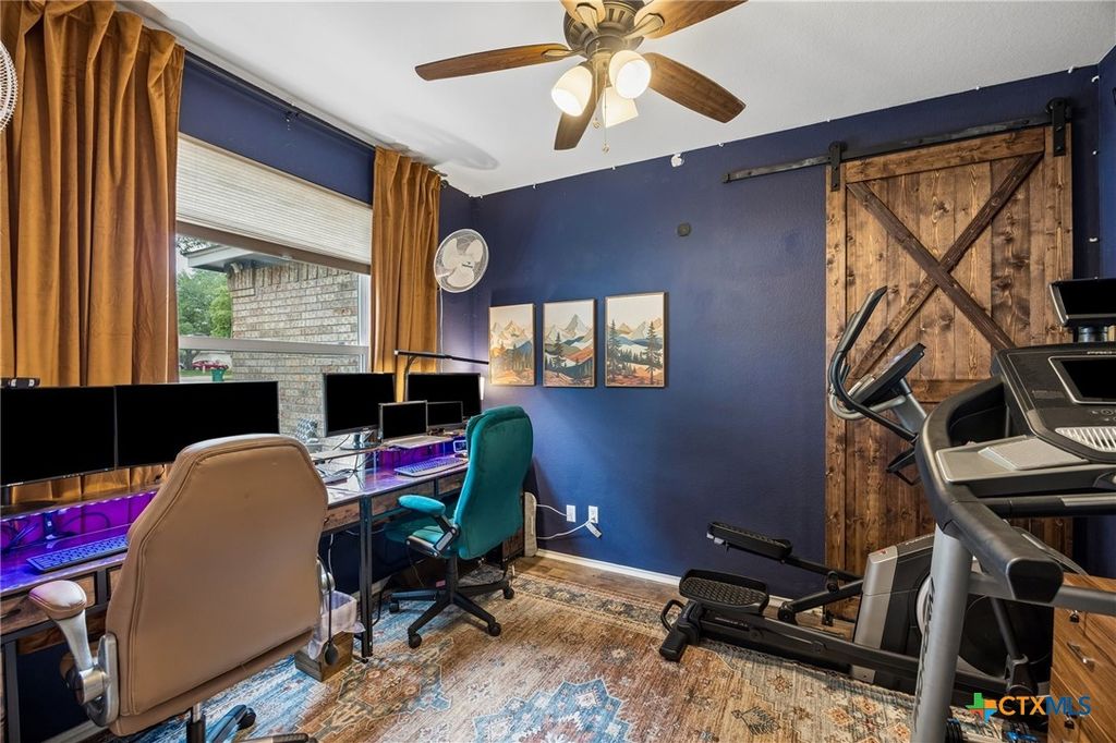 Image 23 of property listing at 614 Paso Fino Trail, Cedar Park, TX 78613