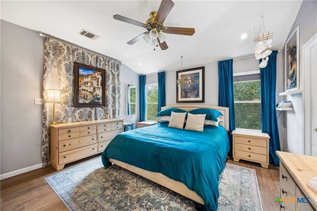 Image 27 of property listing at 614 Paso Fino Trail, Cedar Park, TX 78613