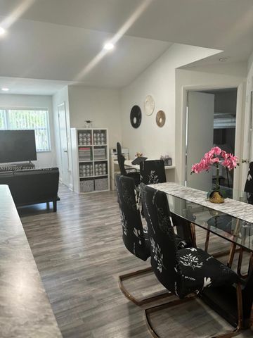 6740 NW 175th Ln G-20, Hialeah, FL 33015