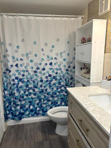 6740 NW 175th Ln G-20, Hialeah, FL 33015