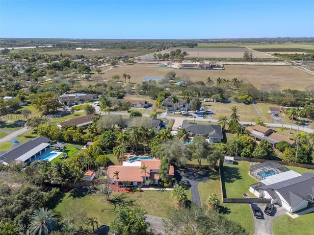 16564 SW 153rd Ct, Miami, FL 33187