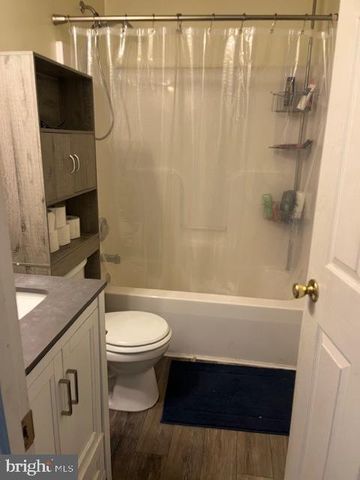 1273 UPLAND DR, Fayetteville, PA 17222