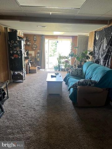 1273 UPLAND DR, Fayetteville, PA 17222