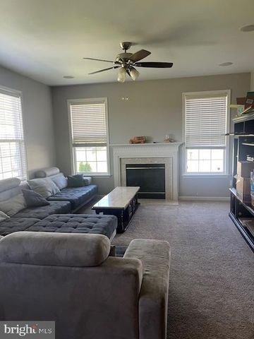 1273 UPLAND DR, Fayetteville, PA 17222