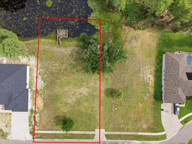 WOODS END COURT, Tampa, FL 33618