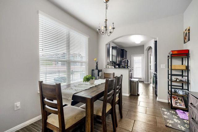 525 N Heatherwilde BLVD, Pflugerville, TX 78660