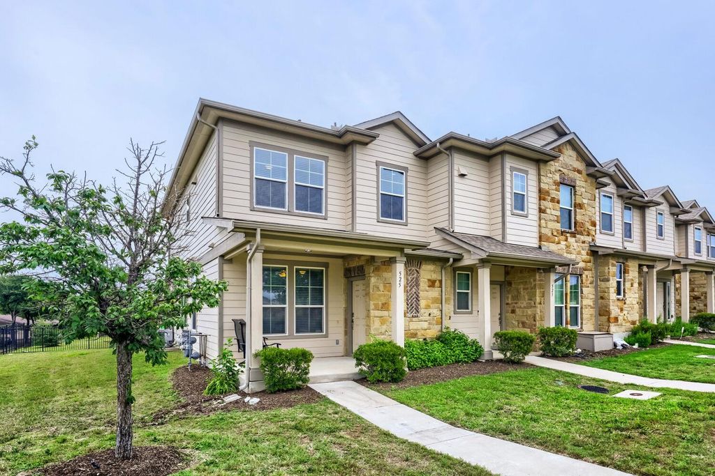 525 N Heatherwilde BLVD, Pflugerville, TX 78660