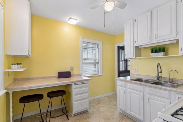 4621 Harriet Avenue S, Minneapolis, MN 55419