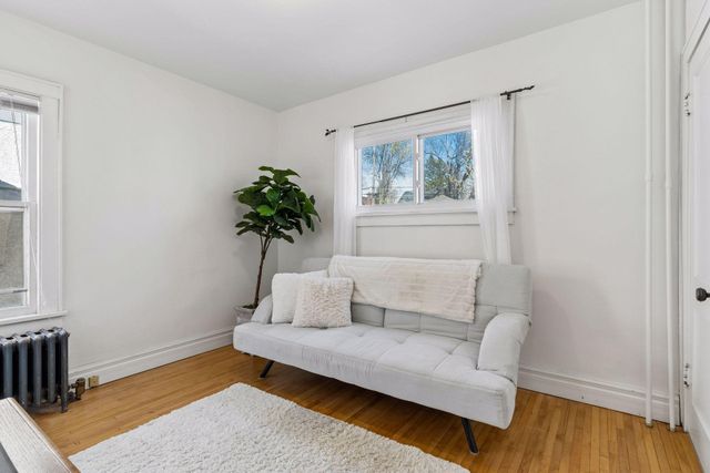 4621 Harriet Avenue S, Minneapolis, MN 55419