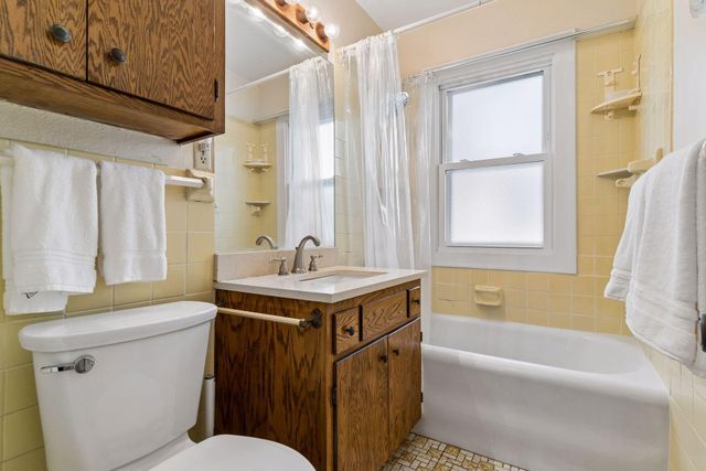 4621 Harriet Avenue S, Minneapolis, MN 55419