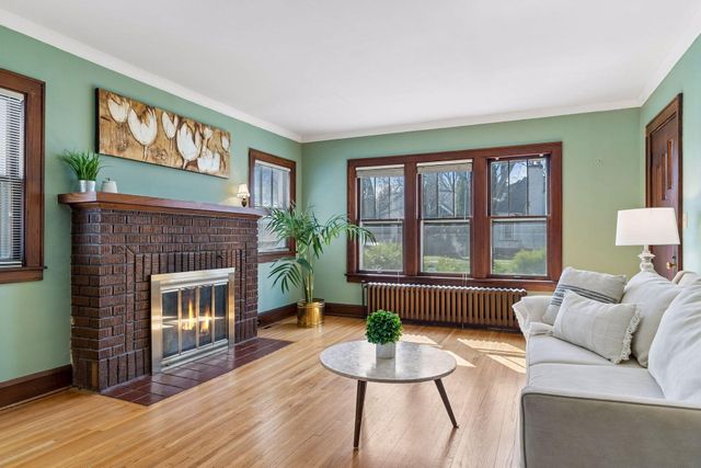 4621 Harriet Avenue S, Minneapolis, MN 55419