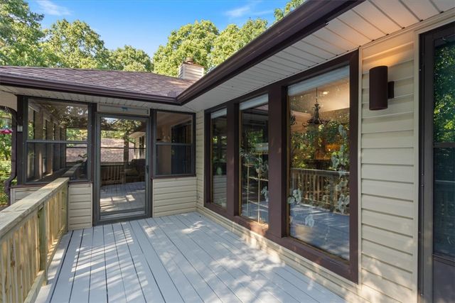 9 Glencoe Lane, Bella Vista, AR 72715