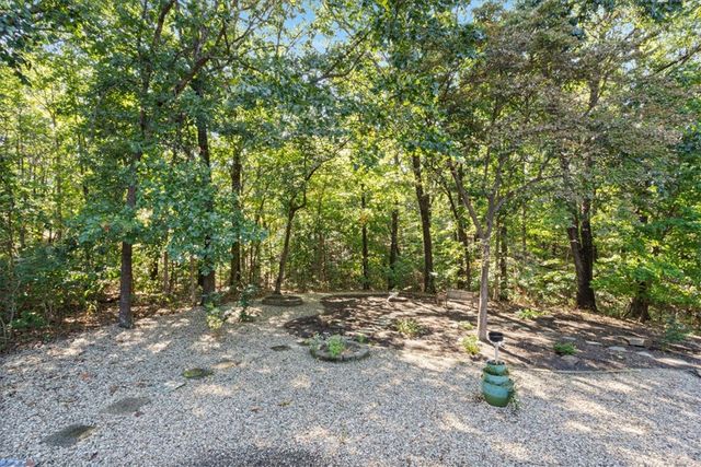 9 Glencoe Lane, Bella Vista, AR 72715