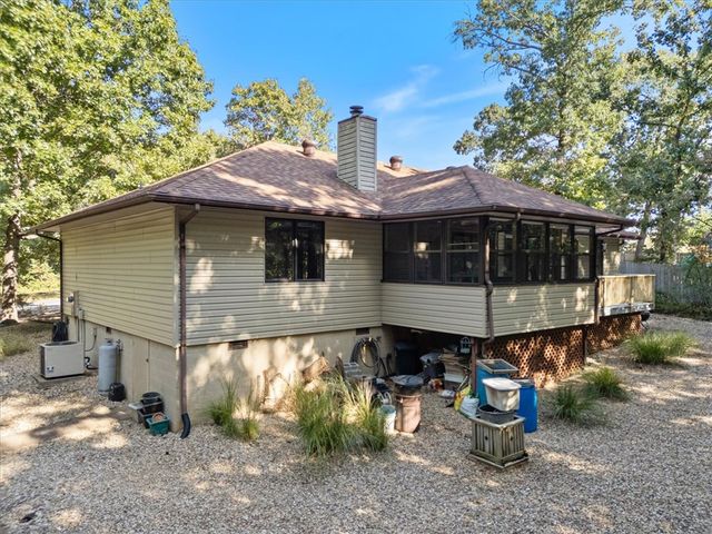 9 Glencoe Lane, Bella Vista, AR 72715