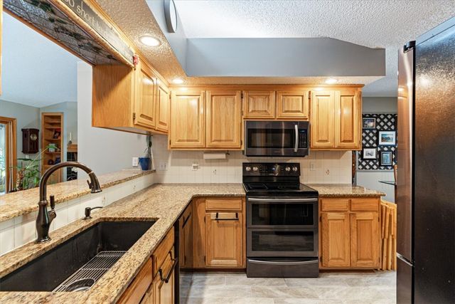 9 Glencoe Lane, Bella Vista, AR 72715