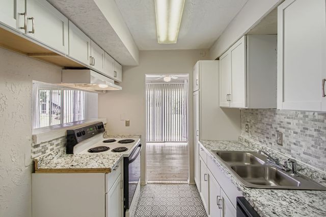 810 Bellevue Rd Apt 120, Nashville, TN 37221