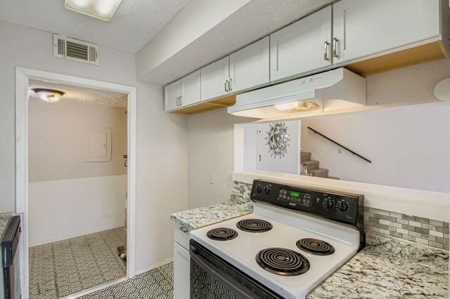 810 Bellevue Rd Apt 120, Nashville, TN 37221