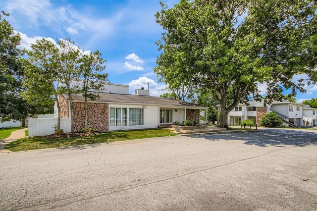 810 Bellevue Rd Apt 120, Nashville, TN 37221