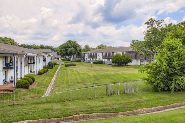 810 Bellevue Rd Apt 120, Nashville, TN 37221