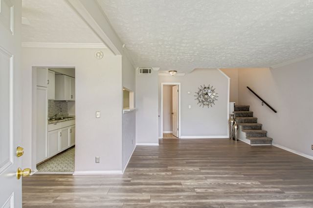 810 Bellevue Rd Apt 120, Nashville, TN 37221