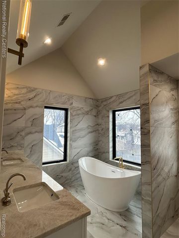 1292 Holland Street, Birmingham, MI 48009