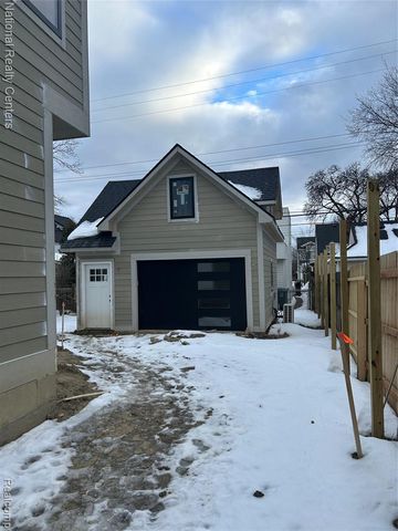 1292 Holland Street, Birmingham, MI 48009