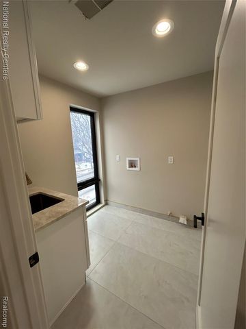 1292 Holland Street, Birmingham, MI 48009