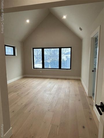 1292 Holland Street, Birmingham, MI 48009