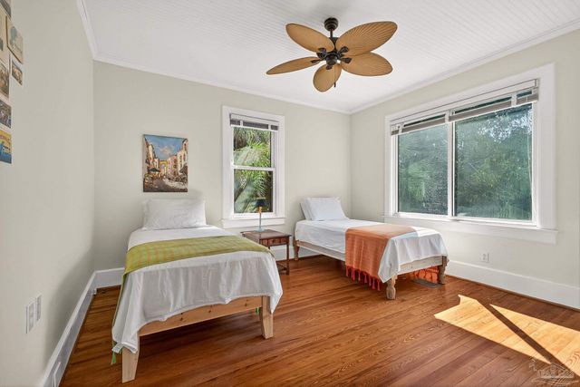 1420 N 12th Ave, Pensacola, FL 32503