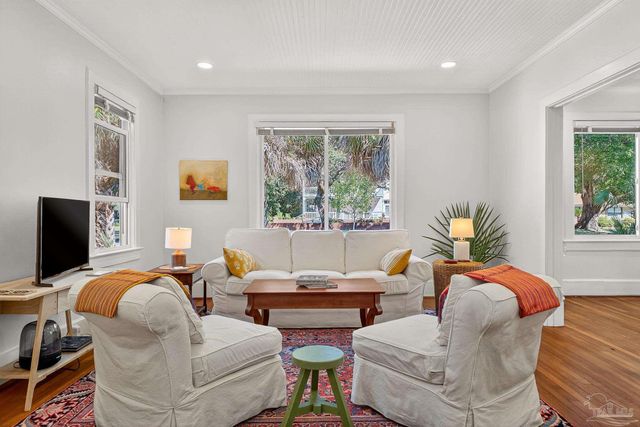 1420 N 12th Ave, Pensacola, FL 32503