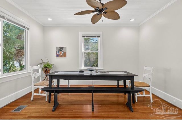 1420 N 12th Ave, Pensacola, FL 32503