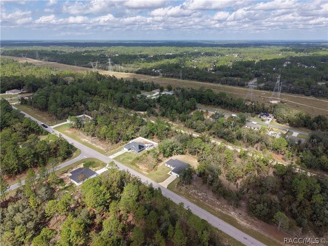 1379 W Hialeah Drive, Citrus Springs, FL 34434