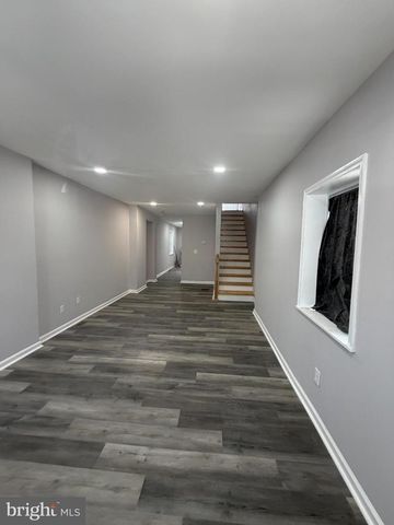 6 SEWARD AVE, Trenton, NJ 08611