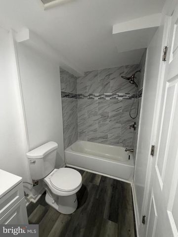 6 SEWARD AVE, Trenton, NJ 08611