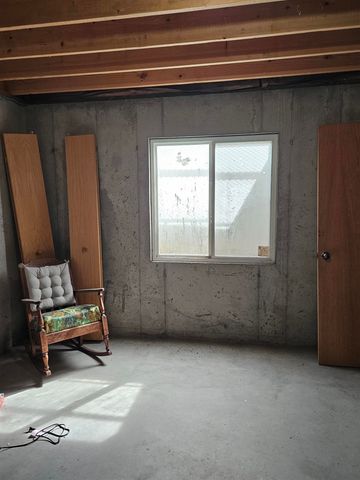 2962 Jack Cir, Salina, KS 67401