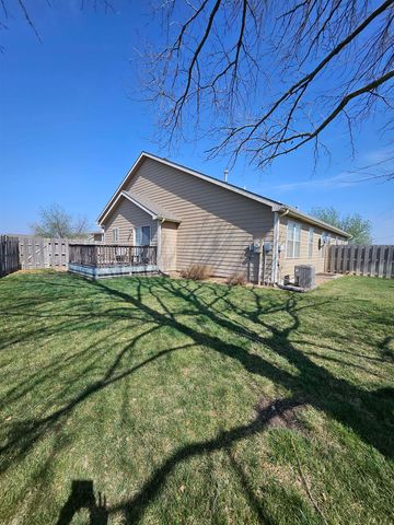 2962 Jack Cir, Salina, KS 67401